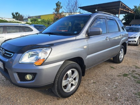 Kia Sportage 2.0 i ГАЗ