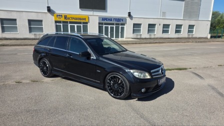 Mercedes-Benz C 320