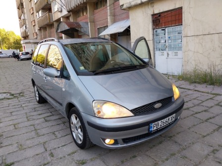 Ford Galaxy 19