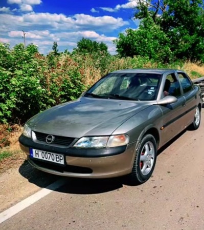 Opel Vectra 1.6 I