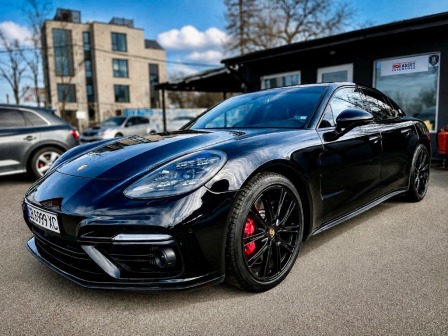 Porsche Panamera Turbo