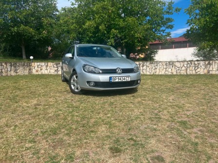 VW Golf 1.6 тди 105 к