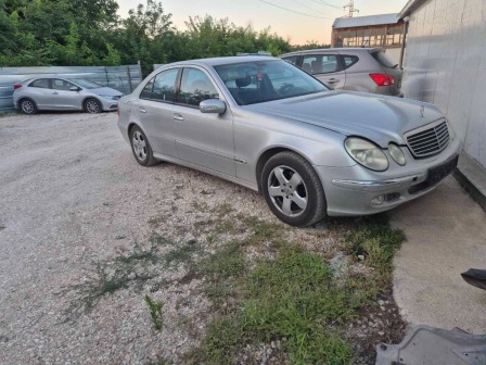 Mercedes-Benz E 320 320