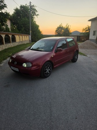 VW Golf