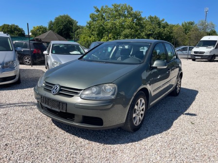 VW Golf