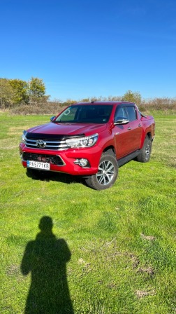 Toyota Hilux INVISIBLE
