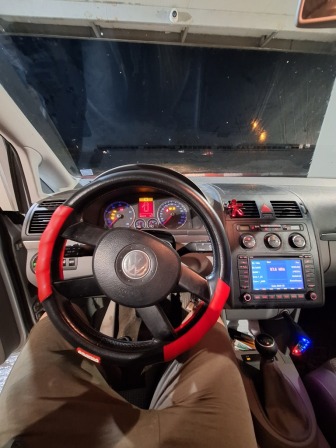 VW Touran 2.0 бензин