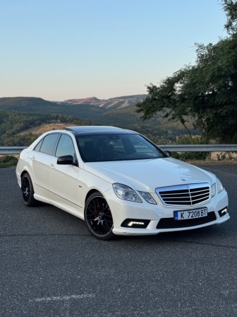 Mercedes-Benz 350