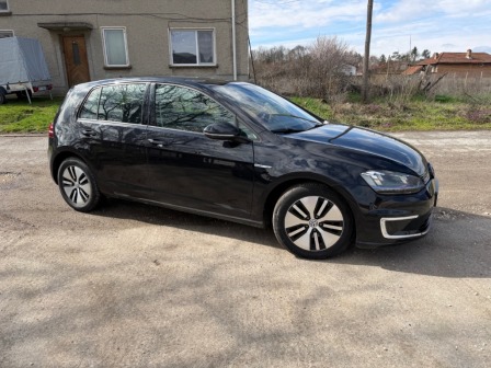 VW Golf 22kw