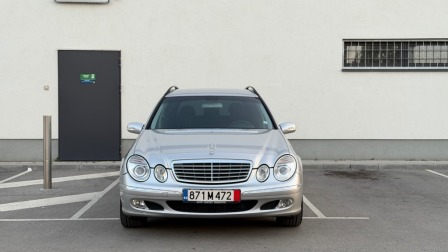 Mercedes-Benz E 270