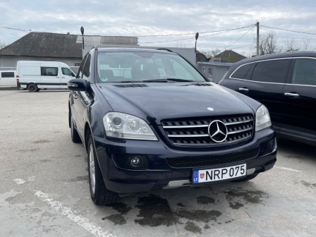 Mercedes-Benz ML 320
