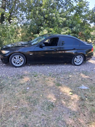 BMW 320 E90