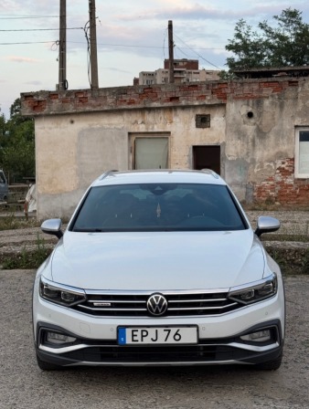 VW Passat Alltrack