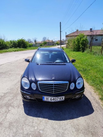 Mercedes-Benz 220 W211 , 220 CDI