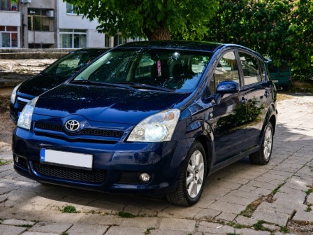 Toyota Corolla Verso 1.8 Газ/L.Renzo