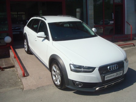 Audi A4 Allroad 2.0i 4x4 face