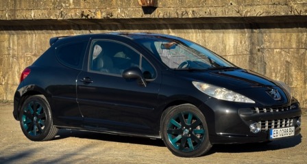 Peugeot 207 1.6 16V Turbo
