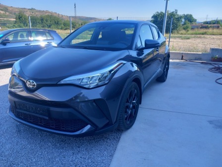 Toyota C-HR 2000
