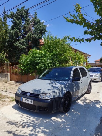 VW Golf