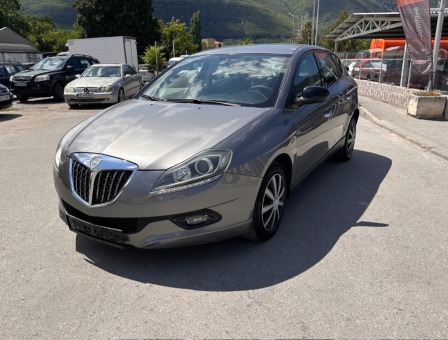 Lancia Delta 1.6M-JET KLIMA