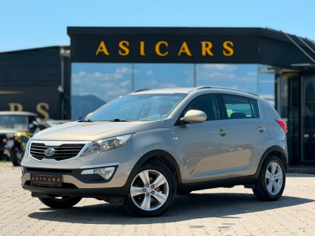 Kia Sportage /2.0D / AWD/