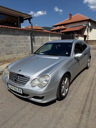 Mercedes-Benz C 220 2,2 150 к. с.