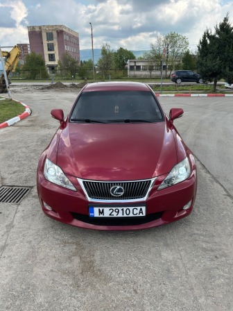 Lexus IS220