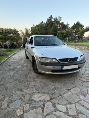 Opel Vectra 1.6 16V