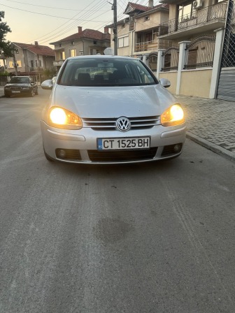 VW Golf