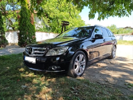 Mercedes-Benz C 220