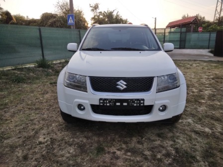 Suzuki Grand