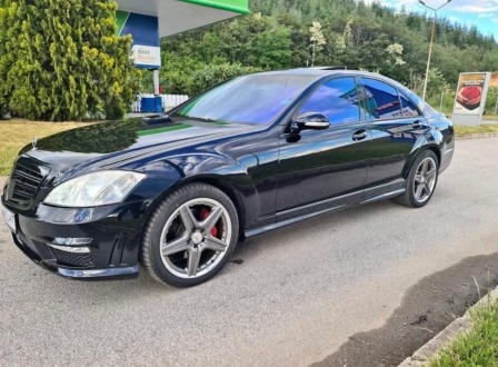 Mercedes-Benz S