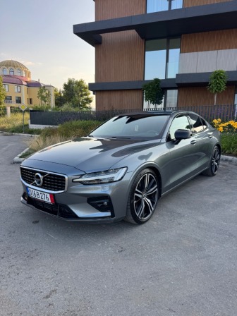 Volvo S60 2.0T5 R-Design