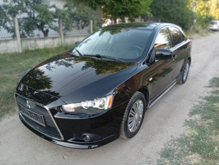 Mitsubishi Lancer