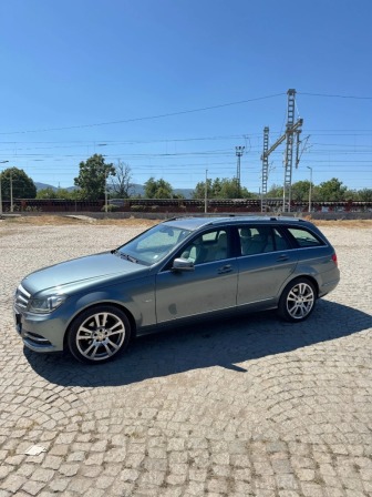 Mercedes-Benz C