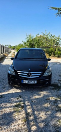 Mercedes-Benz B