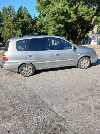 Kia Carens 2.0