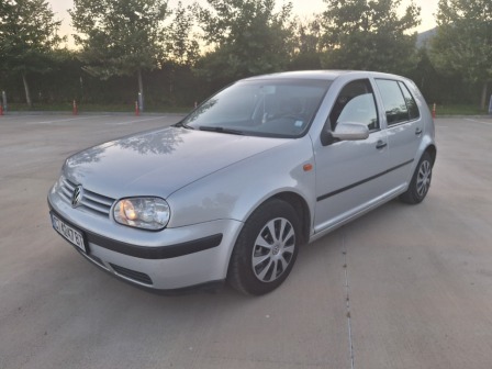 VW Golf