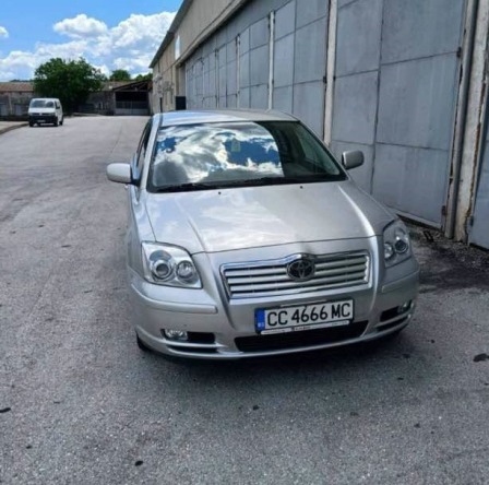 Toyota Avensis 1.8 129