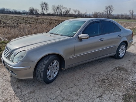 Mercedes-Benz E