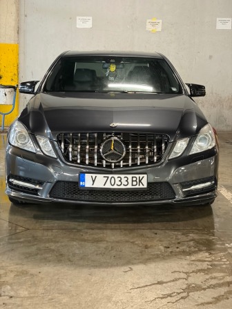 Mercedes-Benz E