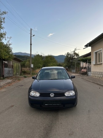VW Golf