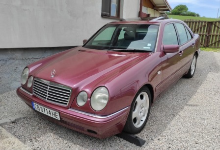 Mercedes-Benz E