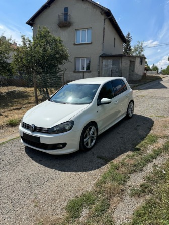 VW Golf