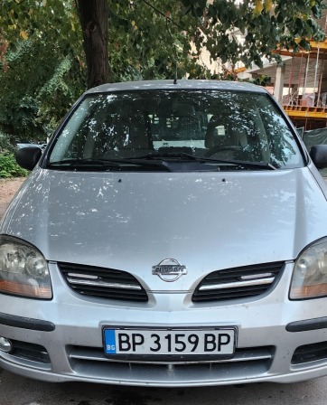 Nissan Almera