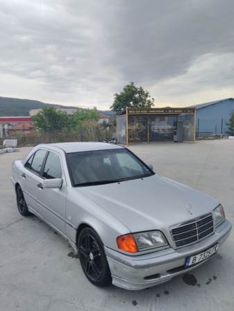 Mercedes-Benz C