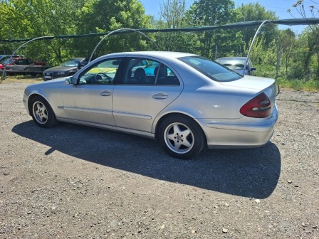 Mercedes-Benz E