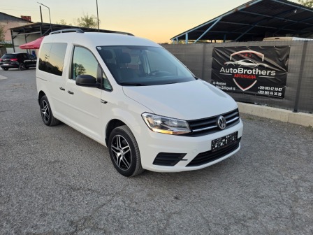 VW Caddy Life 2.0 пътник клим