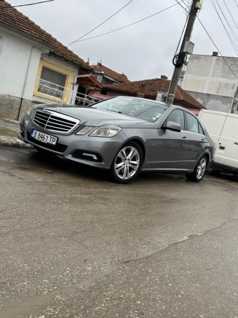 Mercedes-Benz E