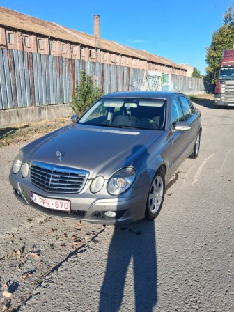 Mercedes-Benz E